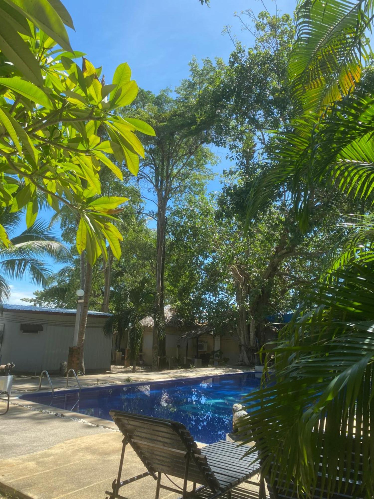 Hutofhappiness Apartment Thong Sala Exterior photo