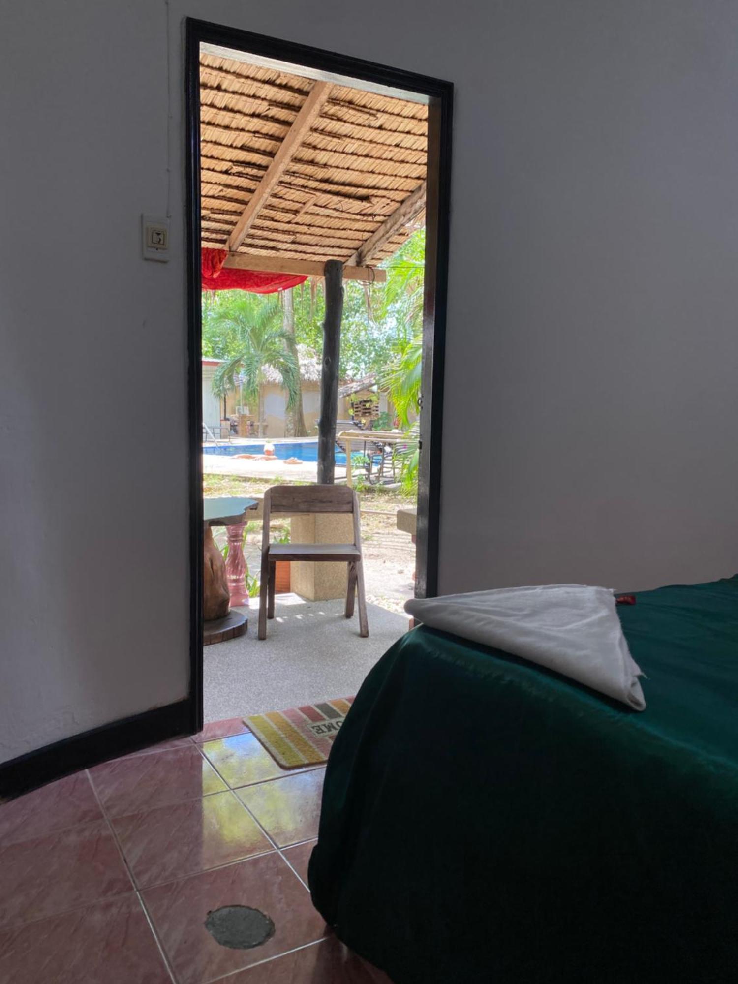 Hutofhappiness Apartment Thong Sala Exterior photo